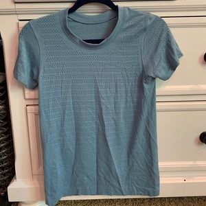 Lululemon shirt